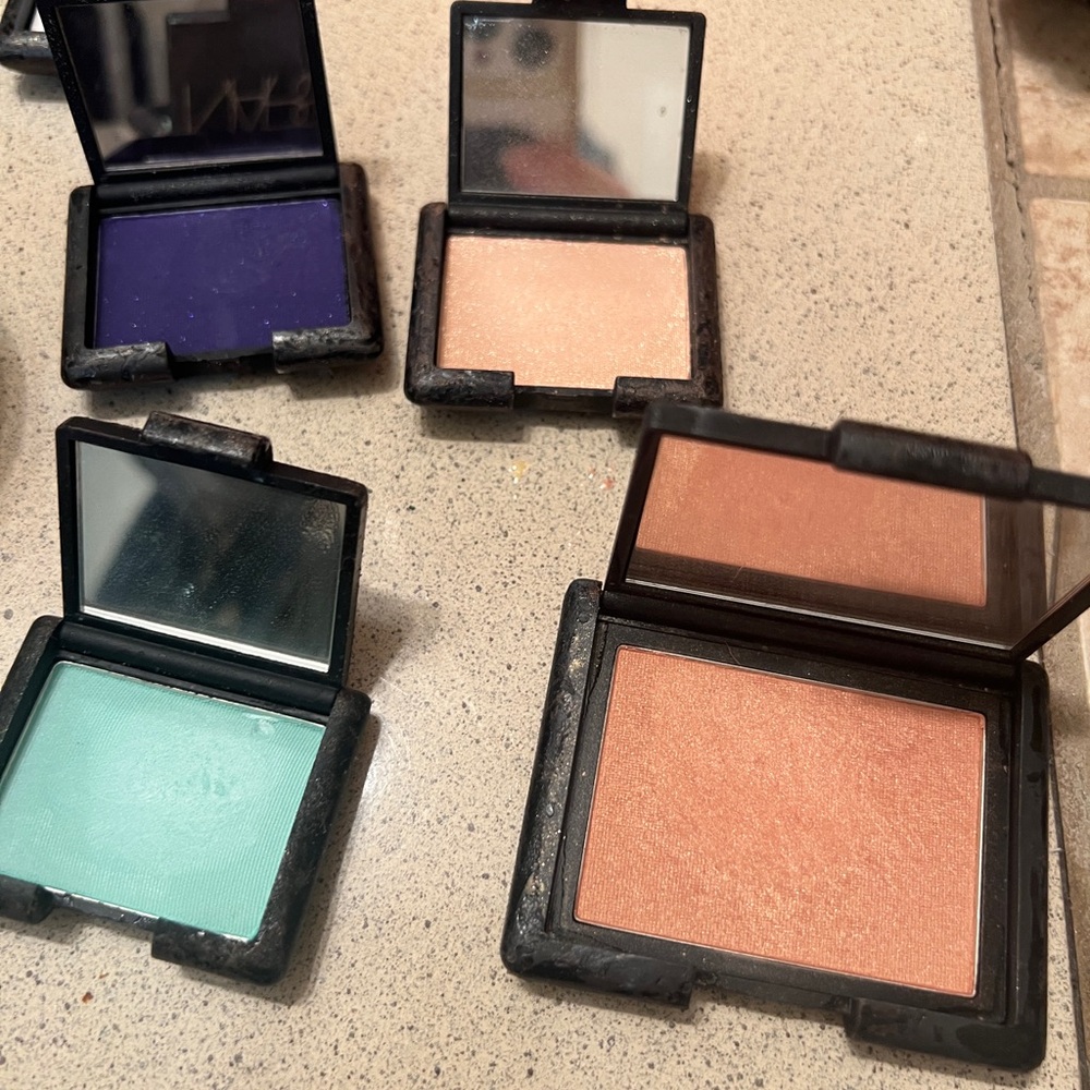 NARS Makeup Compacts Collection Eyeshadow & Powder - Picture 9 of 10